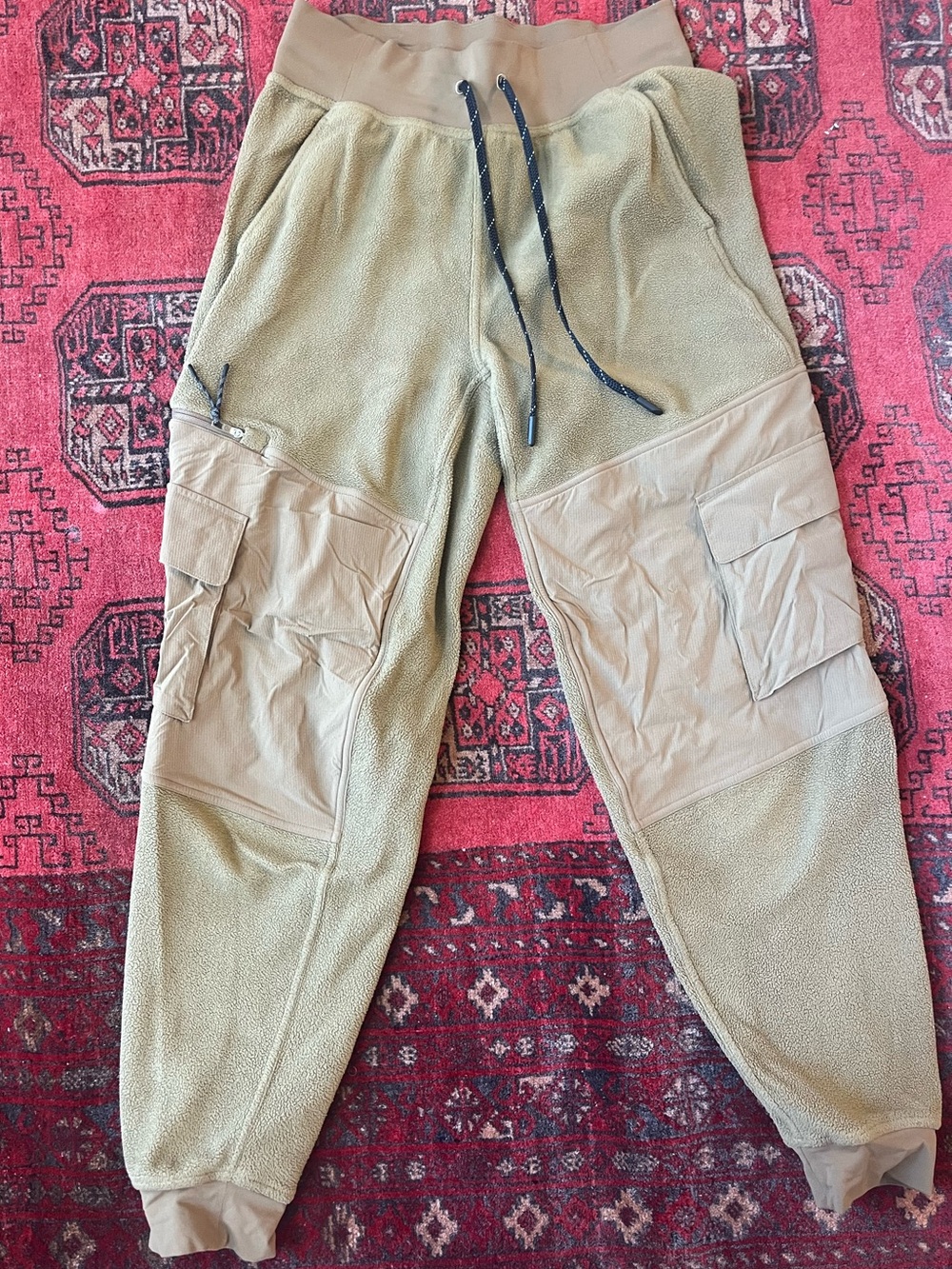 Fleece + Ripstop Cargo High-Rise Hiking
Jogger